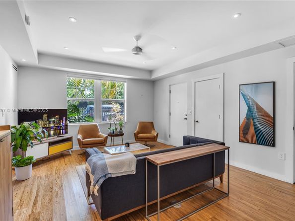 810 11th Street 102, Miami Beach FL 33139
