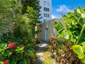 810 11th Street 102, Miami Beach FL 33139