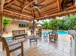 8700 SW 159th St, Palmetto Bay FL 33157