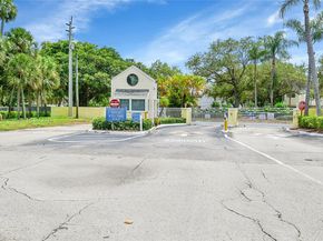 3453 NW 44th St 107, Oakland Park FL 33309