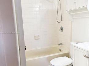 550 SW 115th Ave 807D, Sweetwater FL 33174