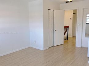 550 SW 115th Ave 807D, Sweetwater FL 33174