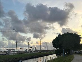 550 SW 115th Ave 807D, Sweetwater FL 33174