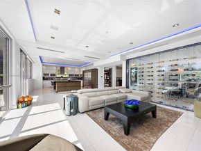 300 Royal Plaza Dr, Fort Lauderdale FL 33301