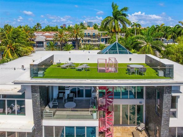 300 Royal Plaza Dr, Fort Lauderdale FL 33301