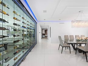 300 Royal Plaza Dr, Fort Lauderdale FL 33301