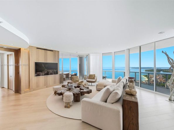 100 S Pointe Dr 3803, Miami Beach FL 33139