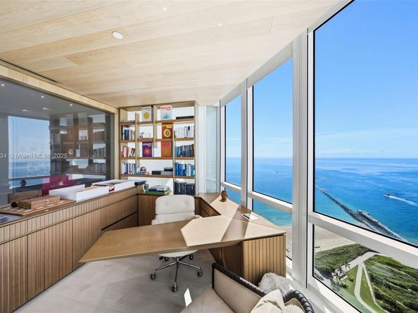 100 S Pointe Dr 3803, Miami Beach FL 33139
