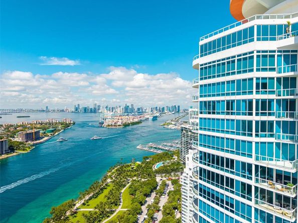 100 S Pointe Dr 3803, Miami Beach FL 33139