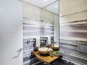 100 S Pointe Dr 3803, Miami Beach FL 33139