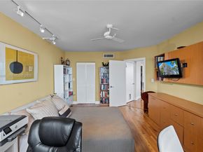 3598 Yacht Club Dr 1003, Aventura FL 33180