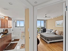 3598 Yacht Club Dr 1003, Aventura FL 33180