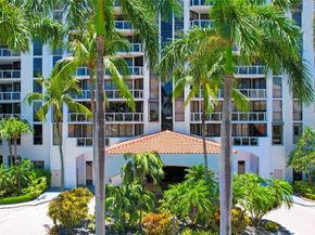 3598 Yacht Club Dr 1003, Aventura FL 33180