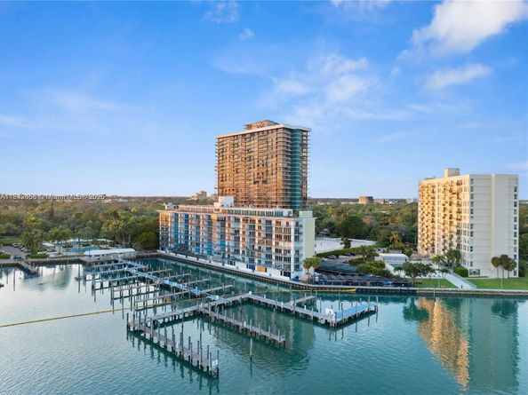 770 NE 69th St 4H, Miami FL 33138