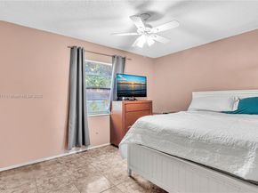 2001 SW 84th Ter, North Lauderdale FL 33068