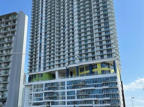 185 SW 7th St 4209, Miami FL 33130