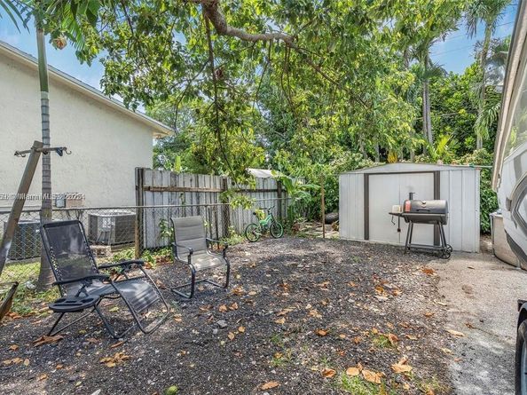 4590 E 9th Court, Hialeah FL 33013