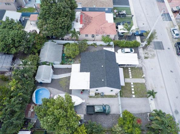 4590 E 9th Court, Hialeah FL 33013