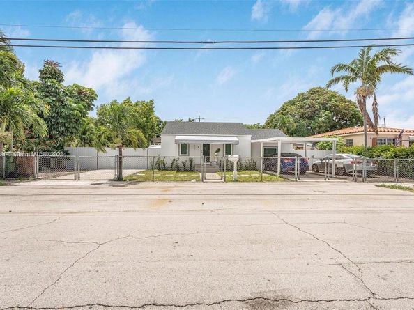 4590 E 9th Court, Hialeah FL 33013