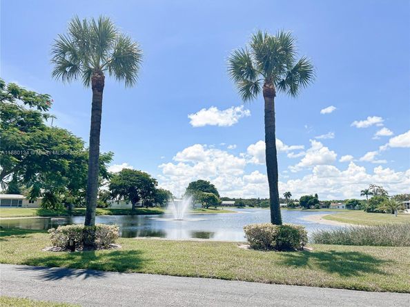 5284 Tiffany Anne Cir, West Palm Beach FL 33417