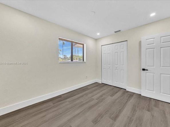 3381 NW 210th Ter, Miami Gardens FL 33056