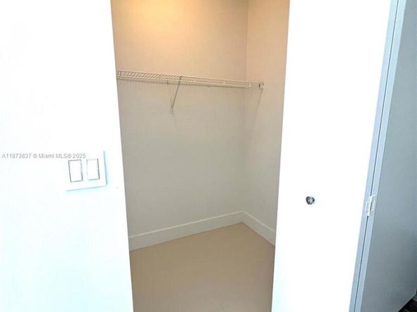 2775 NE 187th St PH24, Aventura FL 33180