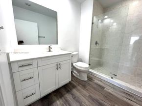 2775 NE 187th St PH24, Aventura FL 33180