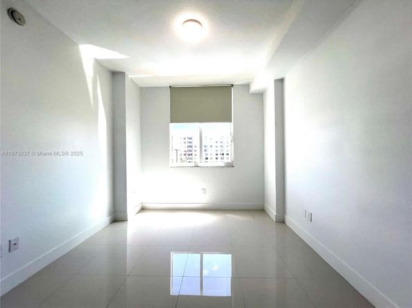 2775 NE 187th St PH24, Aventura FL 33180