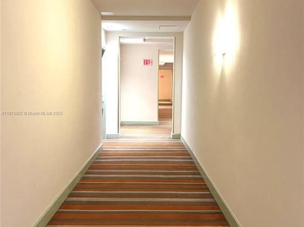 2775 NE 187th St PH24, Aventura FL 33180