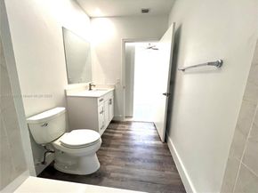 2775 NE 187th St PH24, Aventura FL 33180