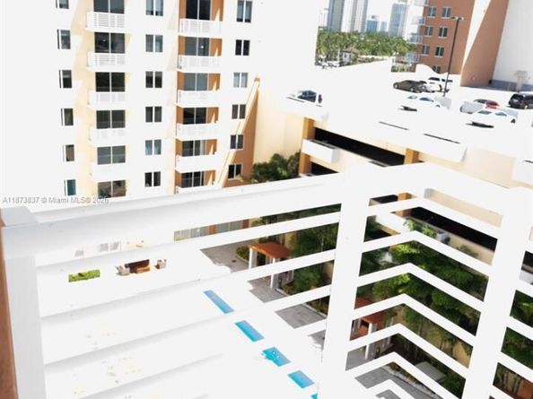 2775 NE 187th St PH24, Aventura FL 33180