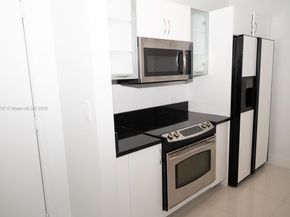 2775 NE 187th St PH24, Aventura FL 33180