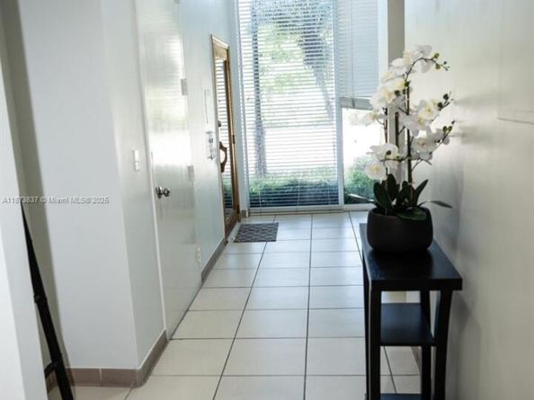 2775 NE 187th St PH24, Aventura FL 33180