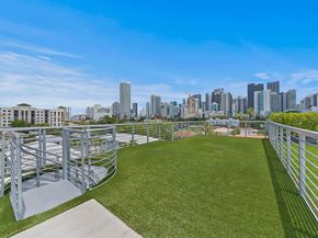529 SW 11th St 303, Miami FL 33129