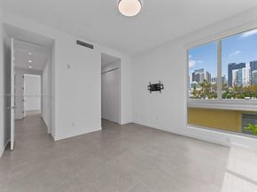 529 SW 11th St 303, Miami FL 33129