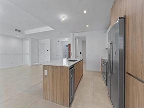 529 SW 11th St 303, Miami FL 33129
