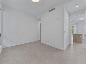 529 SW 11th St 303, Miami FL 33129