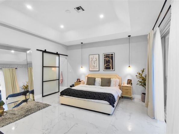 354 Mallard Rd, Weston FL 33327