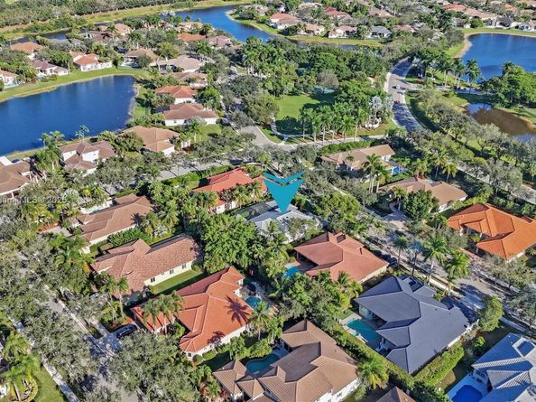 354 Mallard Rd, Weston FL 33327