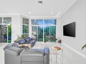 354 Mallard Rd, Weston FL 33327