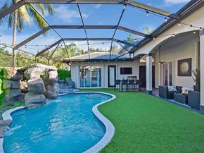 354 Mallard Rd, Weston FL 33327