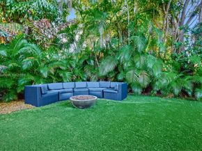 354 Mallard Rd, Weston FL 33327