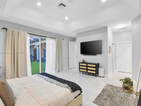 354 Mallard Rd, Weston FL 33327