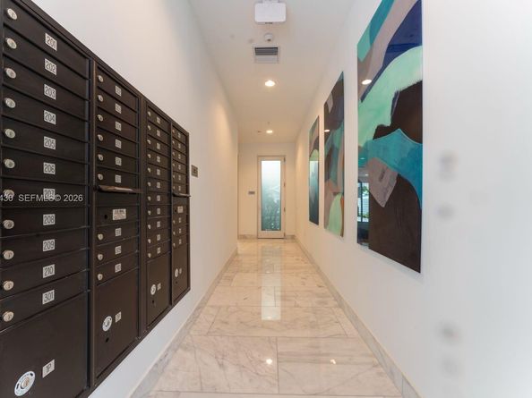 1850 Monroe St 306, Hollywood FL 33020
