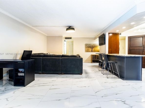 6855 W Broward Blvd 201, Plantation FL 33317