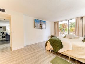 210 174th St 312, Sunny Isles Beach FL 33160