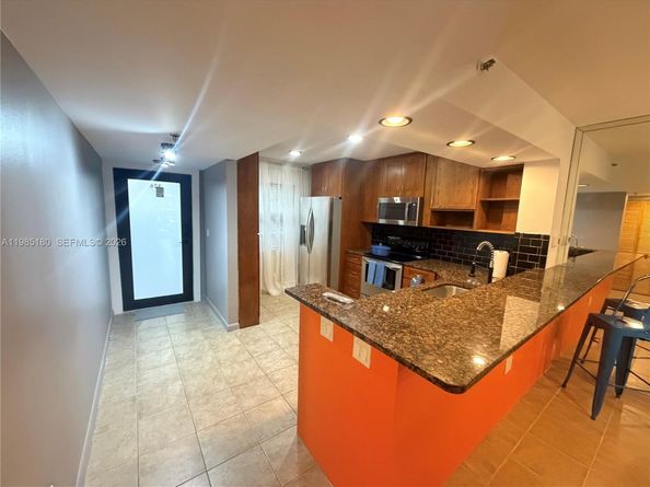 896 N Federal Hwy 326, Lantana FL 33462