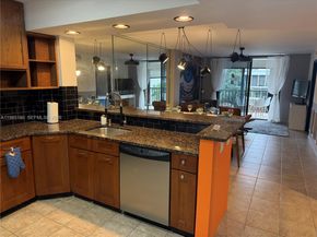 896 N Federal Hwy 326, Lantana FL 33462