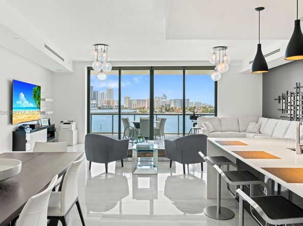 3300 NE 188th St 414, Aventura FL 33180