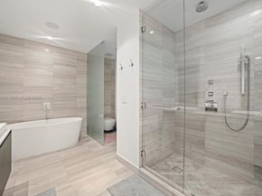 3300 NE 188th St 414, Aventura FL 33180